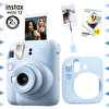 Fujifilm Instax Mini 12 Mavi Fotoğraf Makinesi 20'li Film-Kıskaçlı Resim Standı ve Silikon Kılıf Seti
