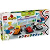 LEGO DUPLO F1 Takımı Yarış Arabaları ve Sürücüler 10445