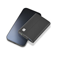 Cellularline Elite Dijital Ekranlı PD 20W Hızlı Şarj 10.000 MAH Siyah Powerbank PBDISPL01PD10000K