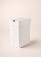 Jet's Home Slim Sensörlü 9 L Dar Alan İçin Otomatik Akıllı Çöp Kovası Beyaz