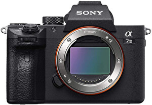 Sony A7M3 Full Frame Aynasız Fotoğraf Makinesi +28-70mm Lens Kit