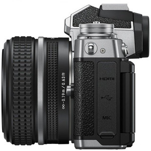 Nikon Z FC 28 MM F/2.8 Lens Kit Aynasız Fotoğraf Makinesi Fiyatı