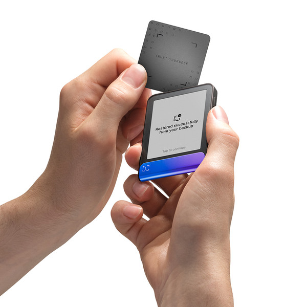 Ledger Flex Neptün Mavisi Kripto Donanım Cüzdanı Ve Recovery Key 3