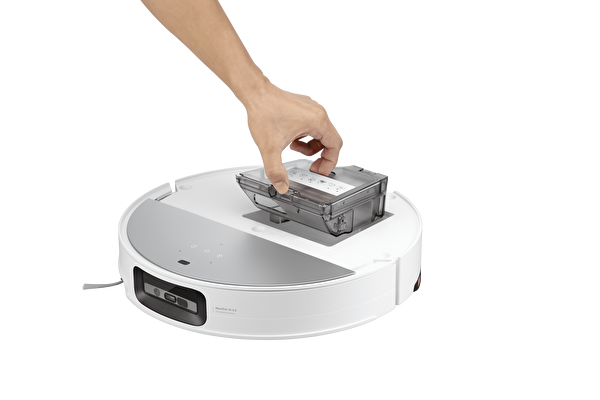 Roborock Saros 10 Beyaz Robot Süpürge