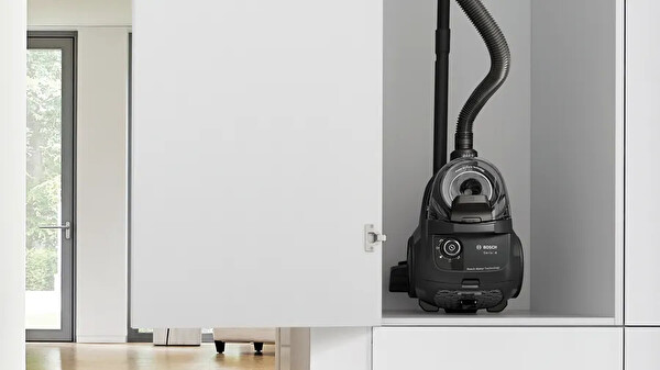 Bosch BGC21X300 Serie 4 Toz Torbasız Siyah Süpürge