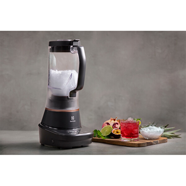 Electrolux E7TB1 4GB Smoothie Blender