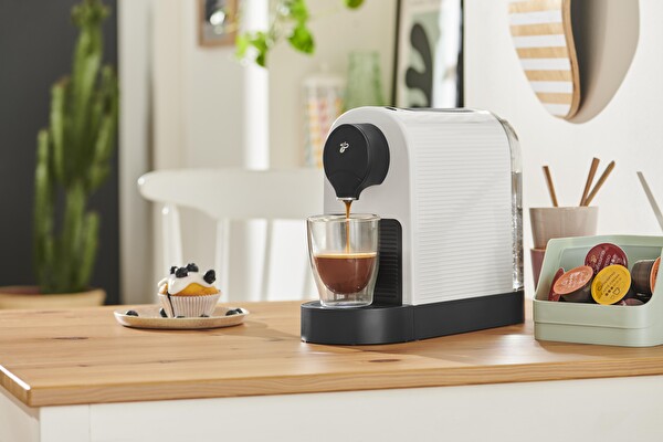 Cafissimo Pure+ Kapsüllü Beyaz Kahve Makinesi
