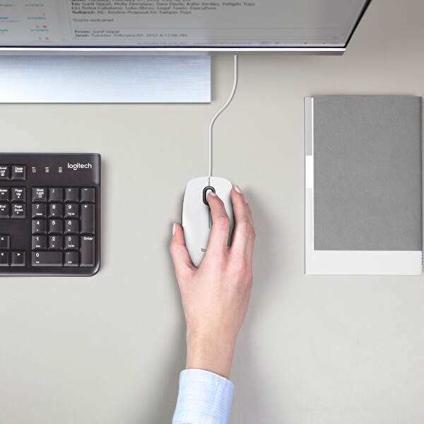 Logitech M100 Beyaz Kablolu Mouse 2