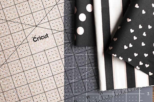 Cricut 2004716 30x30 cm Kendiliğinden İyileşen Kesme Matı