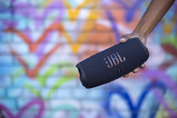 JBL Charge5 Bluetooth Hoparlör IPX7 Kırmızı Fiyatı ve Özellikleri