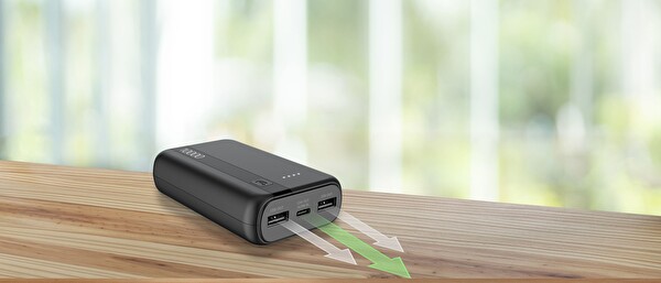 Cellularline 12W X 2 10.000 MAH Siyah Powerbank PBENTRY10000K