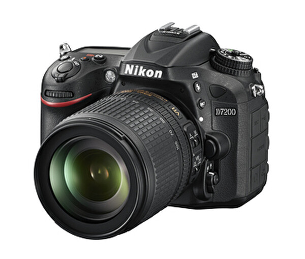 Nikon D7200 18-105MM VR Kit Dijital Fotoğraf Makinesi