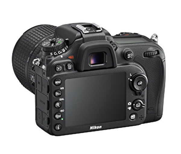 Nikon D7200 18-105MM VR Kit Dijital Fotoğraf Makinesi