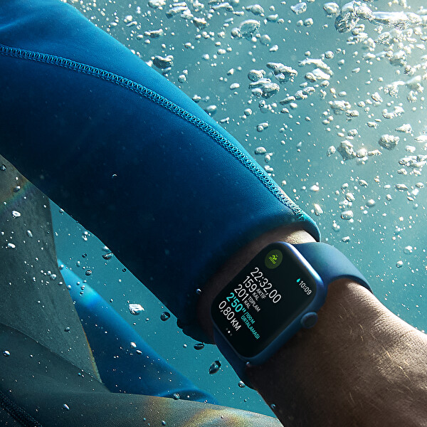 Apple Watch Series 7 GPS 45MM Yeşil Alüminyum Kasa Yonca Spor Kordon