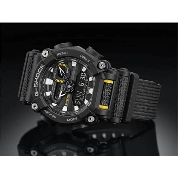 Casio G-Shock GA-900-1ADR Erkek Kol Saati