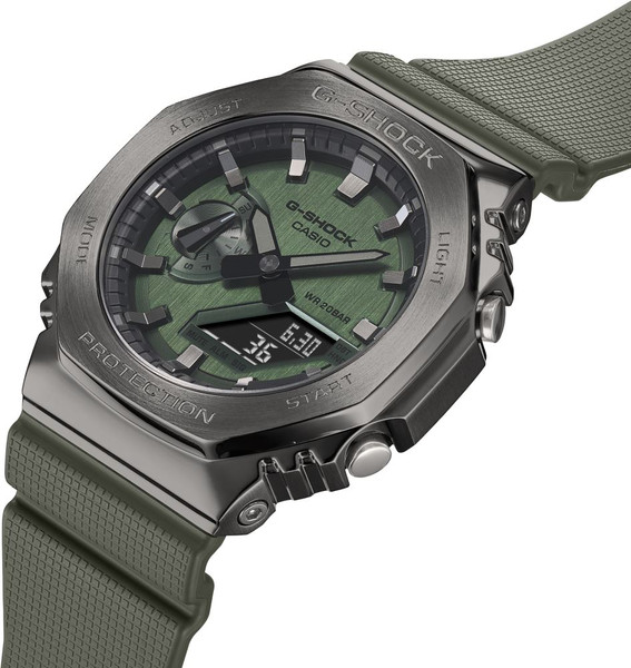 Casio G-Shock GM-2100B-3ADR Erkek Kol Saati