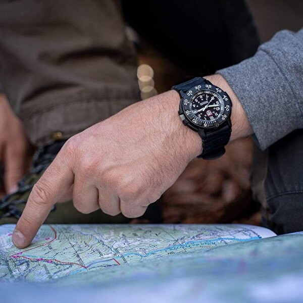 Luminox XS.3001.F Original Navy Seal 3000 Serisi Erkek Kol Saati