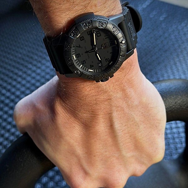 Luminox XS.0301.BO.L Erkek Kol Saati