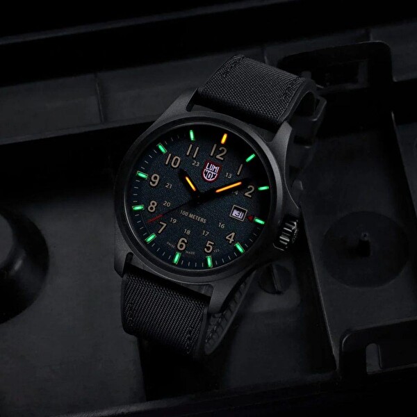 Luminox XL.1977 Erkek Kol Saati