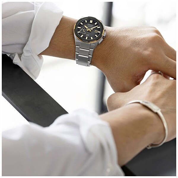 Seiko Astron SSJ026J Erkek Kol Saati