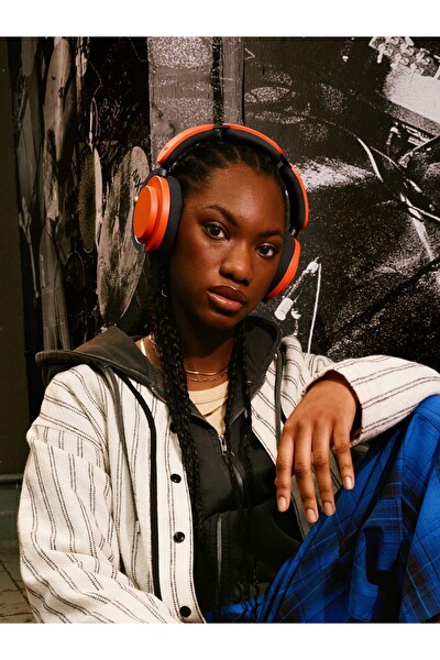 Dyson Ontrac Ceramic Parlak Kırmızı Kulaklık