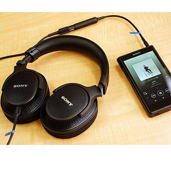 Sony MDR MV1 Kablolu Siyah Kulak Üstü Kulaklık