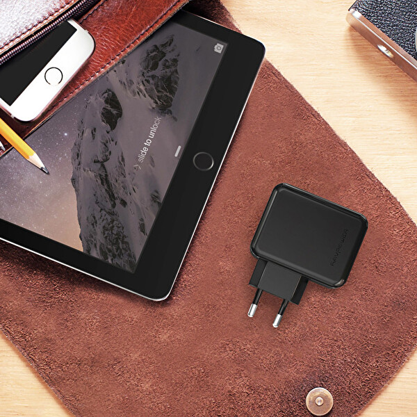 Ravpower RP-PC001 17 W Çift Usb Portlu Siyah Hızlı Şarj Aleti