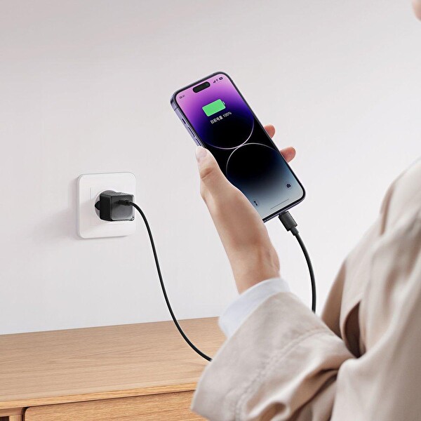 Mcdodo CH-3771 20 W PD Gan Type-C Siyah Hızlı Şarj Aleti