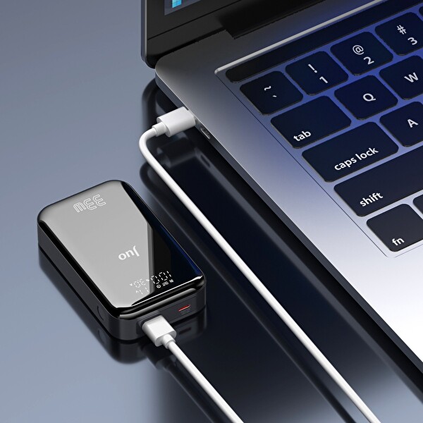 Juo JLP133 10000 mAh 33W LED Watt Amper Göstergeli USB-A + Type-C Powerbank Taşınabilir Hızlı Şarj Cihazı Gri