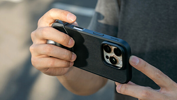 SmallRig 4987 iPhone 16 Pro Max için Hafif Case