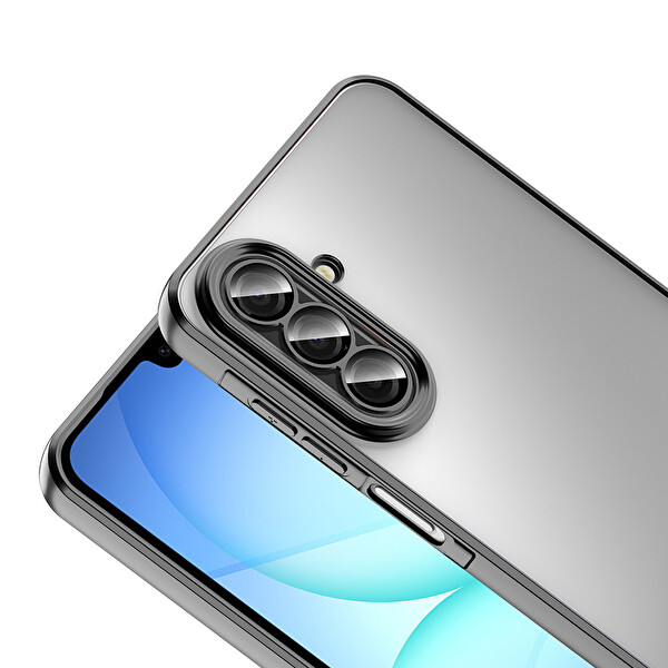 Başkenttekno Samsung Galaxy A17 Logo Gösteren Parlak Kenarlı Kamera Lens Korumalı Şeffaf Omega Silikon Kapak Siyah