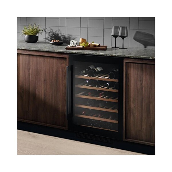 Electrolux EWUS052B5B Tezgahaltı Ankastre Şarap Dolabı