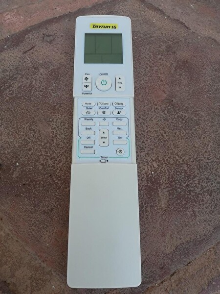 Daikin FTXM25R Klima Kumandası