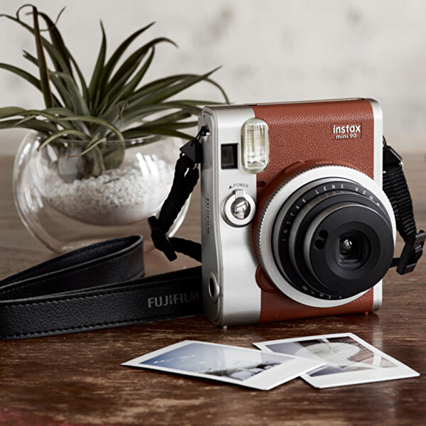 Fujifilm Instax Neo 90 Classic Kahverengi Fotoğraf Makinesi ve 20