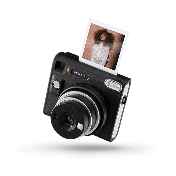 Fujifilm Instax SQ40 Siyah Fotoğraf Makinesi ve 20li Kare Film