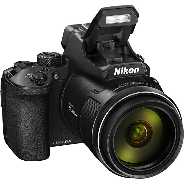 Nikon Coolpix P950 Kompakt Fotoğraf Makinesi (Karfo Karacasulu
