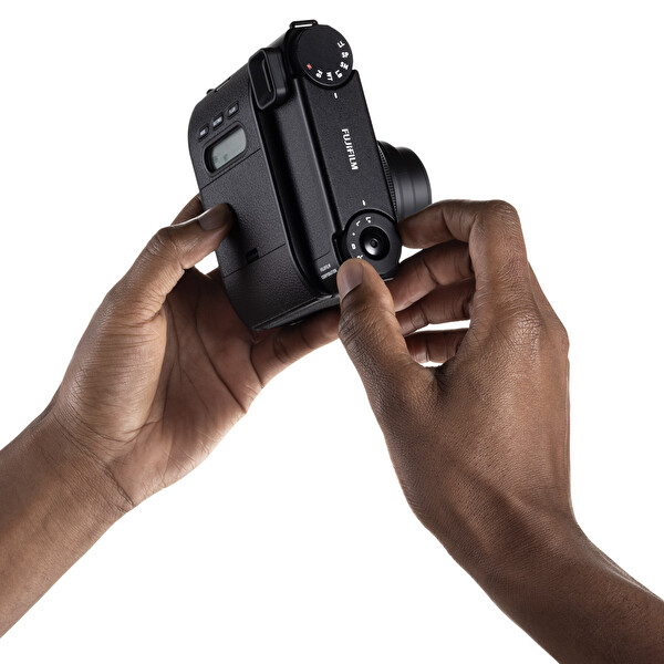 Fujifilm Instax Mini 99 Siyah Fotoğraf Makinesi