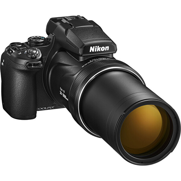 Nikon Coolpix P1100 Dijital Fotoğraf Makinesi (Resmi Distribütör Garantili)
