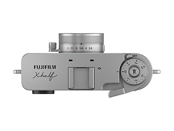 Fujifilm X Half Gümüş Aynasız Fotoğraf Makinesi