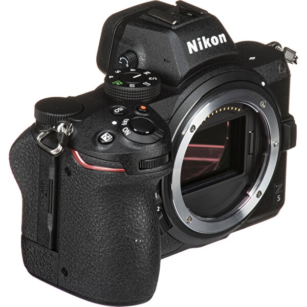 Nikon Z5 Gövde Aynasız Fotoğraf Makinesi