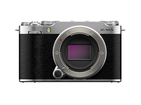 Fujifilm X-M5 Gümüş Aynasız Fotoğraf Makinesi XC15-45 MM Vlogger Kit2