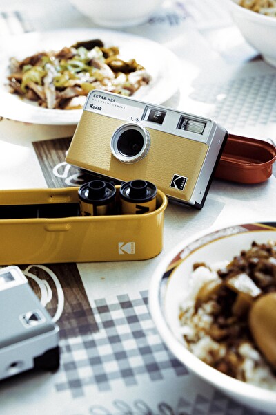 Kodak Ektar H35 35mm Filmli Fotoğraf Makinesi-Kum