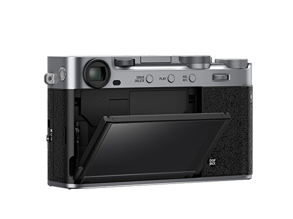 Fujifilm X-E5 Gümüş XC13-33 MM Kit