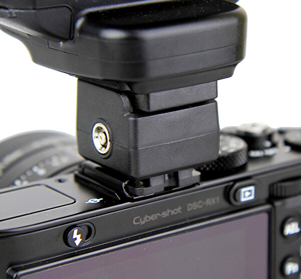 JJC JSC-5 Sony Uyumlu Flaş Adaptörü