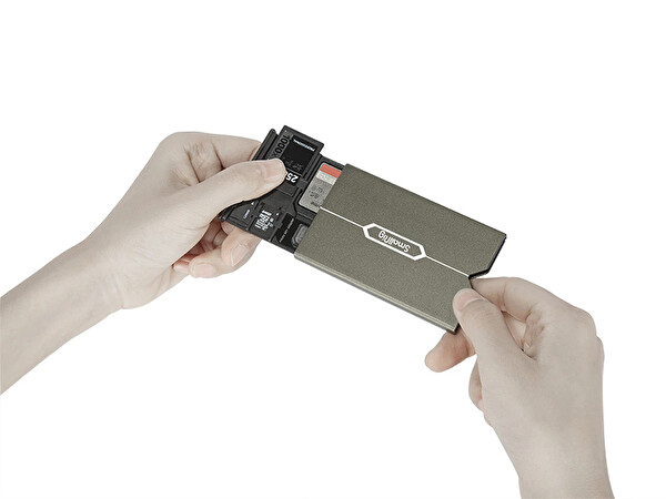 SmallRig 2832 Hafıza Kartı Kutusu