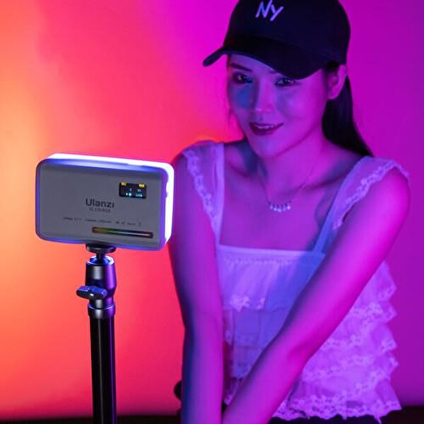 Ulanzi VL120 RGB LED Siyah Video Işığı