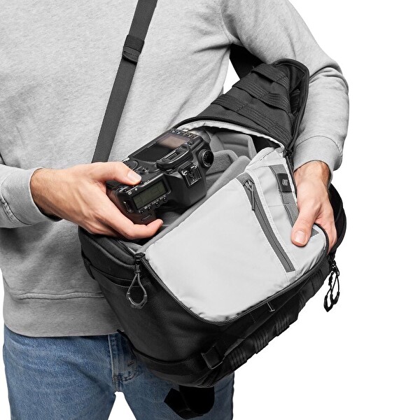 Lowepro ProTactic BP 300AW II Sırt Çantası
