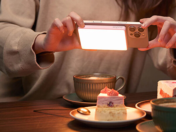 Godox MA5R RGB Magsafe Powerbank Beyaz LED Işık