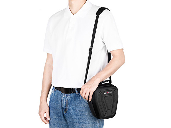 Fujifilm BLC-XBAG-1 Omuz Fotoğraf Makinesi Çantası - Siyah