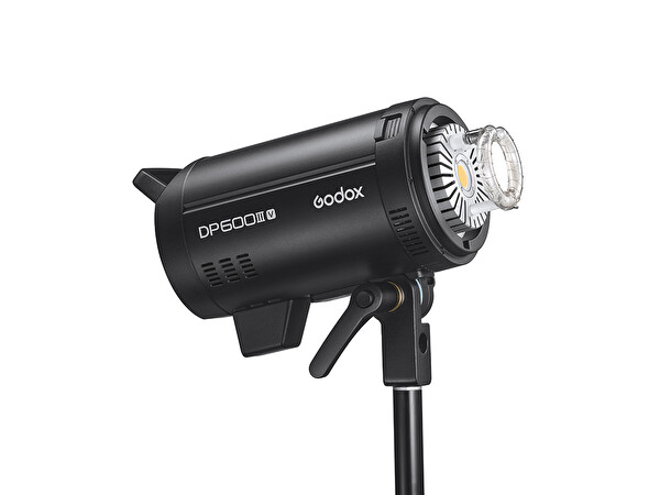 Godox DP600 III V LED Model Lambalı 600W Paraflaş